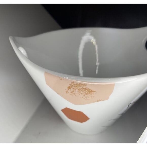 Disney Winnie The Pooh Honey Pot Ramen Noodle Bowl - Picture 3 of 5